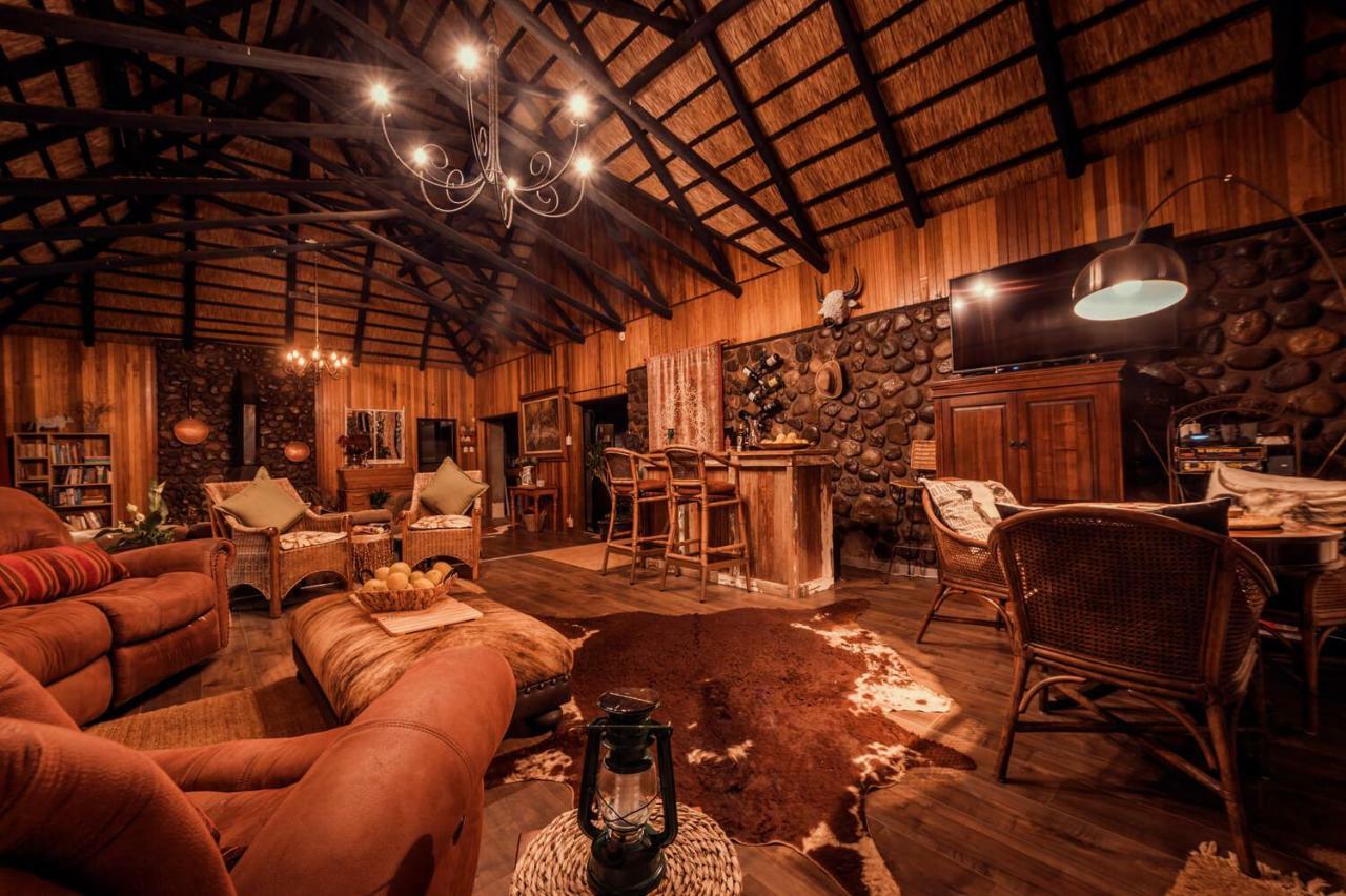 Kukummi Lodge - Formerly Mackaya Bella Country Lodge Champagne Valley Exterior foto